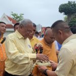 “สุเทพ” ทำบุญวันเกิด 70 ปี อดีตกปปส.-ประชาธิปัตย์พรึ่บ แฟนคลับหวังขับอีช่อพ้นสภา