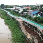 กรมโยธาฯ เร่งลงพื้นที่ตรวจสอบตลิ่งทรุด ลานจุดพักทางจักรยานริมโขงถล่ม