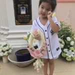 น้องมะลิ เต้นแบล็กพิงก์ หน้าเจดีย์เก็บกระดูกพ่อปอ พี่จ๋าเอ็นดูความไร้เดียงสา-น้ำตาซึม