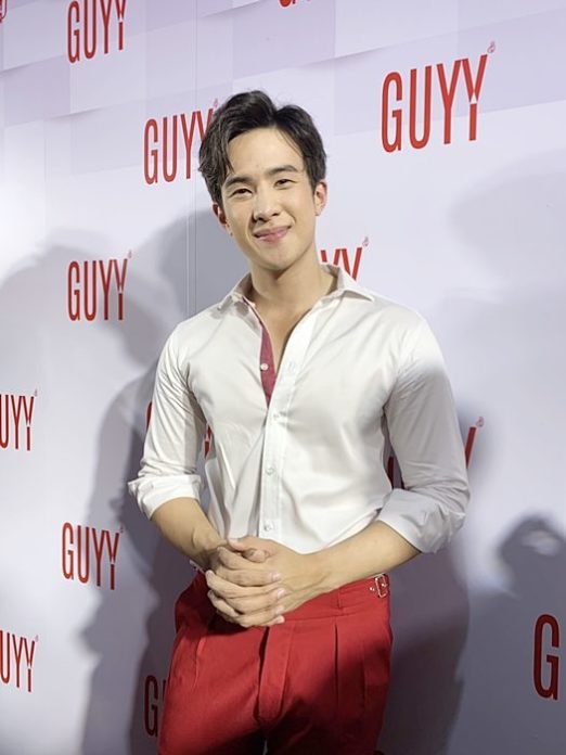 เจมส์ มาร์ เจมส์ มาร์