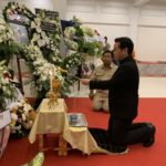 เป๊ก สัณชัย จุดธูปเทียน พิธีสวดอภิธรรม โน้ต-ภัทร์นฤน ศิลปินไว้อาลัย บำเพ็ญกุศล
