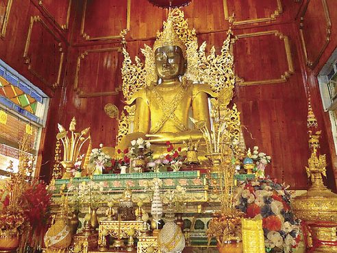 พระเจ้าพาราละแข่ง หรือพระมหามุนี