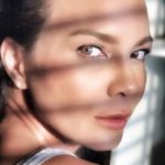 พิม ซอนย่า โพสต์ภาพวันหยุด ทะเลสุดสวย ไม่มีใครสน - แห่โฟกัสอะไร!