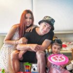 แห่ชม! น้องบีลีฟ สู้ตาย ตั๊ก โพสต์คลิป ลูกสาว หลัง ชาเลนจ์ฮิต หมุนตัวเตะเปิดขวดมาแรง(คลิป)