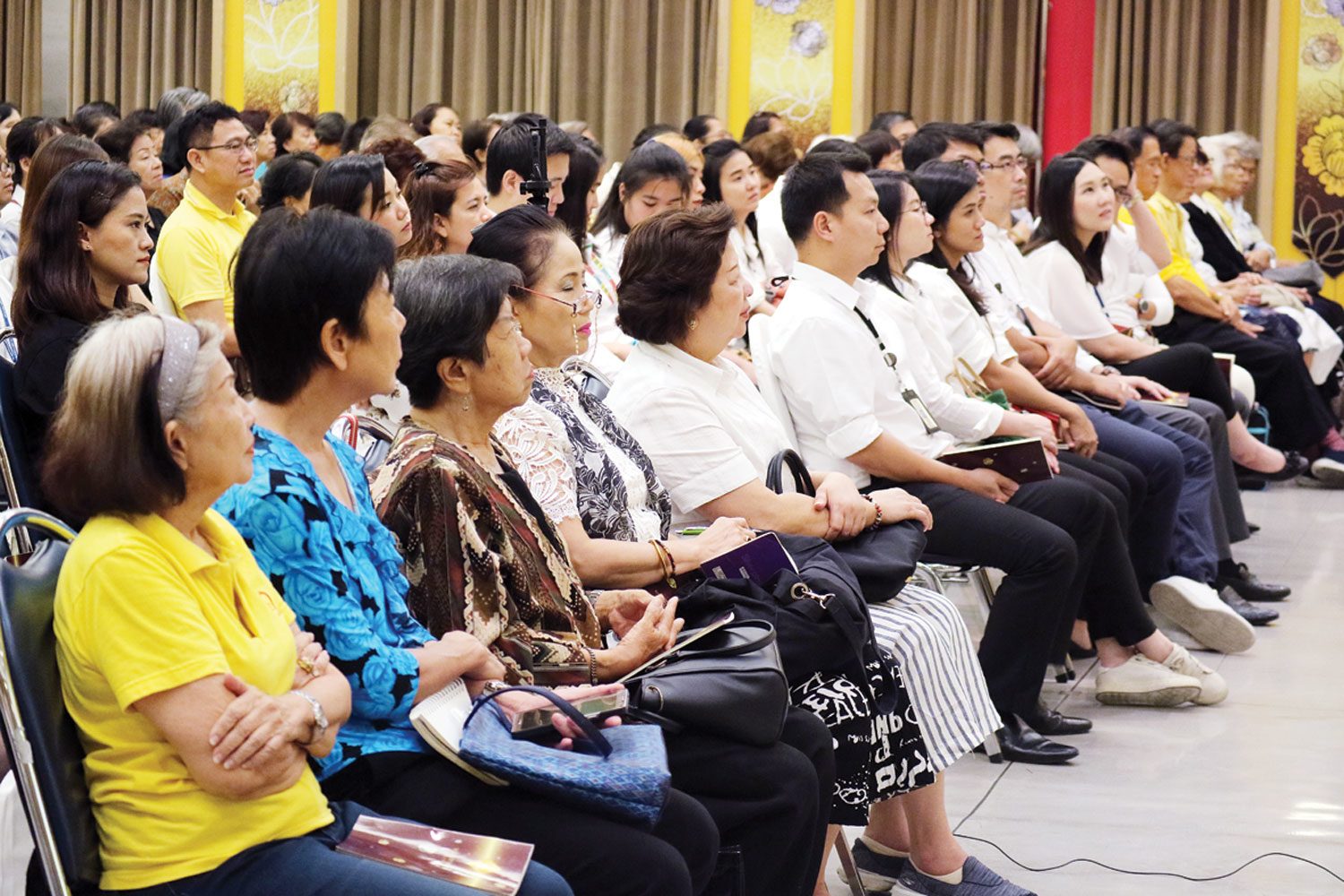 พระอาจารย์เอกชัย ชี้ช่อง‘ศรีร่มเย็นธรรม’