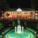 ภูเก็ตจัดใหญ่! ประดับไฟศาลากลางจังหวัด กะพริบตามเสียงเพลงสดุดีจอมราชา (คลิป)