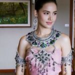 ทุ่มเทพิธีศักดิ์สิทธิ์ เผยค่าตัว ญาญ่า ร่วมรำบวงสรวง พญาศรีสัตตนาคราช ริมฝั่งโขง