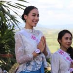 สาวงาม “มิสไทยแลนด์เวิลด์ 2019” เวียนเทียน เนื่องในวันอาสาฬหบูชา