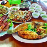 แดงซีฟู้ด คลองโคน อาหารทะเลพื้นบ้านสดๆ