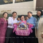 แฟนคลับแห่เบิร์ดเดย์ 'มาร์ค' ครบ 55 ปี อวยเป็นสมบัติปชป. 'อภิสิทธิ์' เมินชิงผู้ว่าฯ