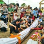 จัดลิเกคณะดังแก้บน! 4 ตะเคียนยักษ์ ให้โชคถูกหวยยกหมู่บ้าน แถมขุดพบอีกต้น