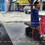 ชีวิตรันทด! ยายไร้ที่อยู่ หอบลูกตาบอด-หลานนอนศาลารอรถ เผยถูกรุมตี-เผาไล่ที่