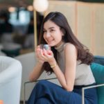 เปิดวาร์ป ‘น้องเพชร’ ศุภธิดา สาวงามที่อยู่ท่ามกลางดง “ช้างศึก”