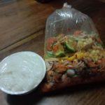 นักร้องสาวเมืองอุบลฯ เกือบเป็นลม เจอส้มตำ ครกละ 440 บาท ร้านขอโทษ แจงเหตุที่แพง