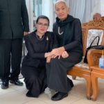 ครอบครัวรากแก่น ร่ำไห้ ส่งพ่อเทพบุตร ครั้งสุดท้าย คนบันเทิง-หมอลำ ร่วมอาลัย