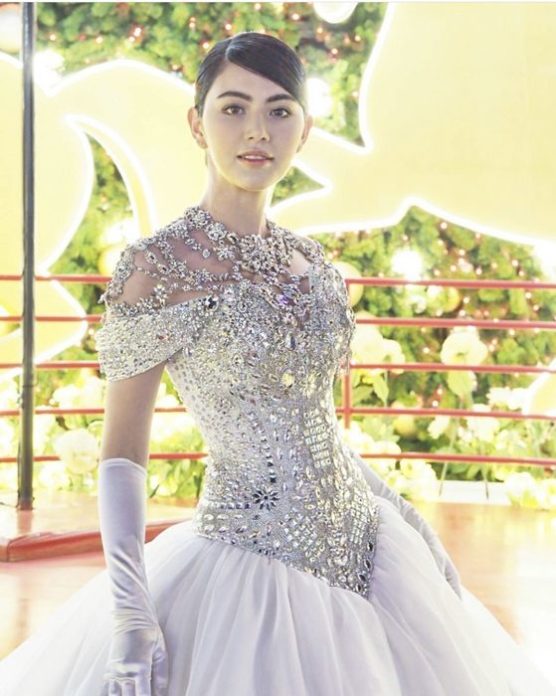 ใหม่
