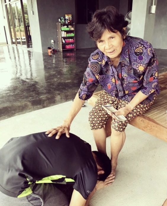 ไผ่-พงศธร ไผ่-พงศธร