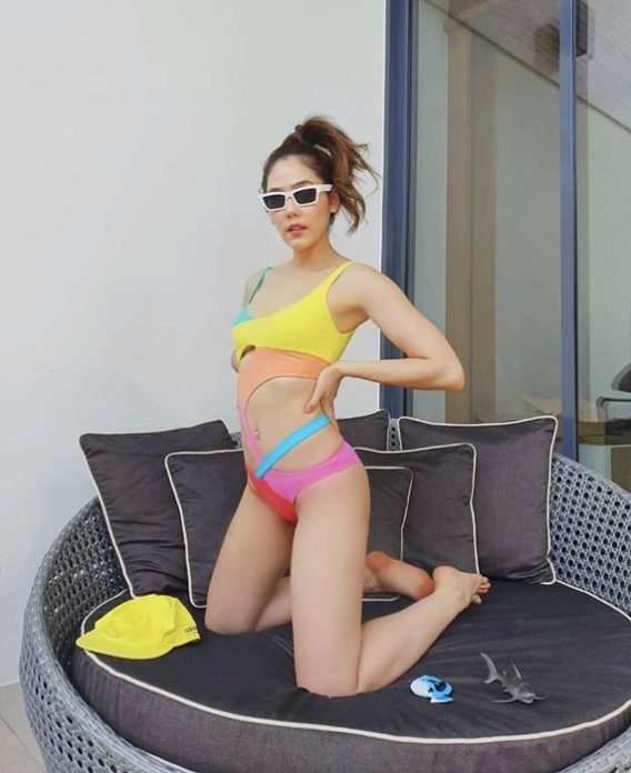 ชมพู่