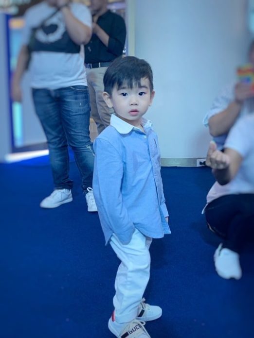 เนย-โชติกา เนย-โชติกา