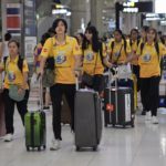 วอลเลย์บอลสาว กลับถึงไทย - ‘โค้ชด่วน’ เร่งปรับทัพ ลุ้นซิวตั๋วลุยโอลิมปิก (คลิป)