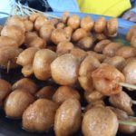 ลูกชิ้นปลากราย น้ำจิ้มสูตรเด็ด ตำนานลูกชิ้นทอดเมืองสุราษฎร์ธานี