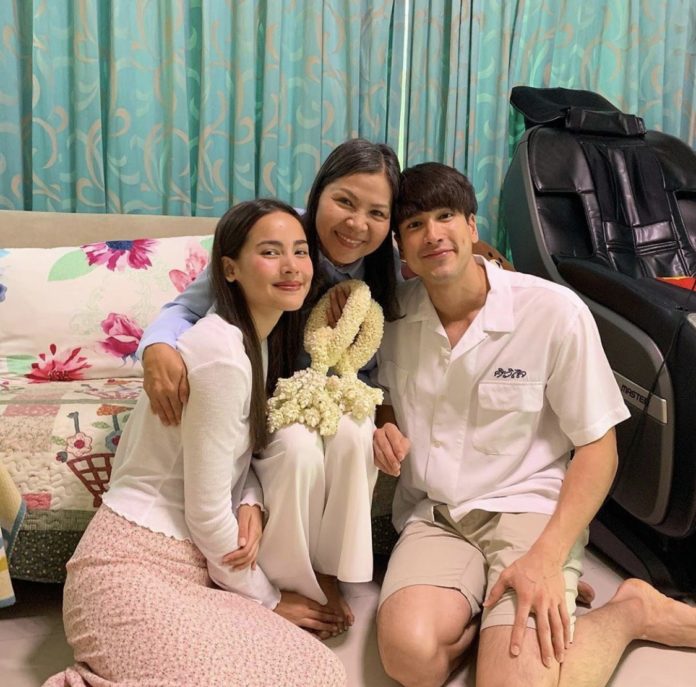 วันแม่