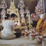 นาตาลี ควง ณะ ทำพิธีสงฆ์ รับน้ำเจริญพระพุทธมนต์ ก่อนเข้าวิวาห์ 11 ก.ย. นี้