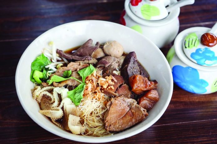 ตั่วเฮีย ก๋วยเตี๋ยวรสแซ่บ