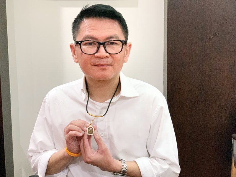 หลวงปู่ทวด-หลวงปู่ทิม คู่คอสัญชัย โลจนะรุ่งสิริ
