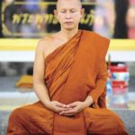 พระพุทธรูปหน้าผาภูสะงืด วัดป่าคอวัง-ชุมชนบ้านดู่ใต้