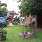 เยือนบ้านแพง-ชมวัดอลังการ เยี่ยมชุมชนทอเสื่อกกโบราณ