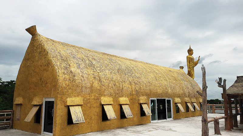 เยือนบ้านแพง-ชมวัดอลังการ