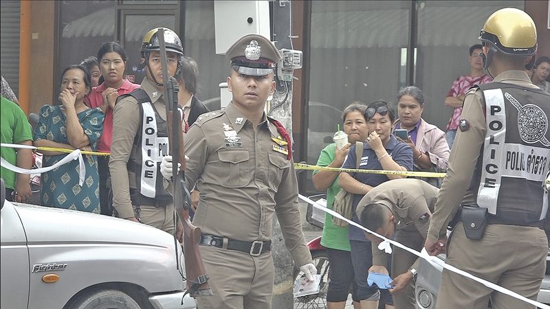 สดจากสนามข่าว