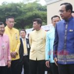 'ประยุทธ์' อารมณ์บ่จอย! สื่อตีข่าว 'ธรรมนัส' พ้อมีแต่เรื่องกระจ๊อกกระแจ๊ก น่าเบื่อ