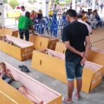 ชาวโคราชนับพัน! แห่นอนโลงศพ ขอพร-สร้างกำลังใจสู้เศรษฐกิจซบเซา