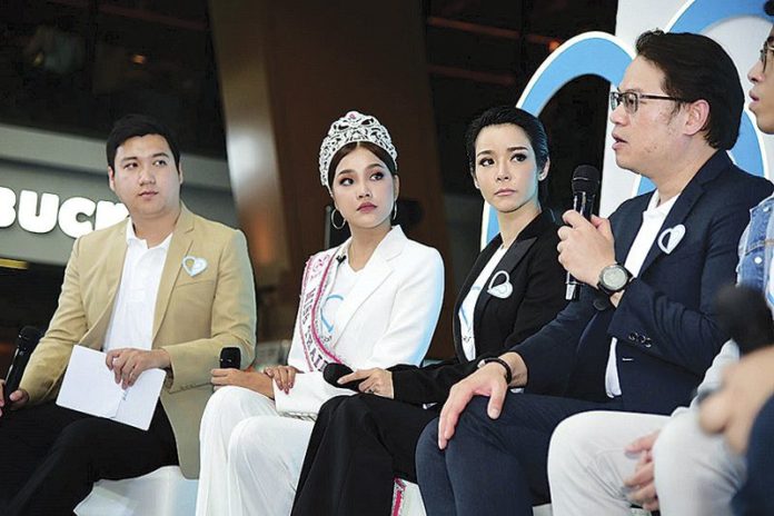 กรมสุขภาพจิตจัด‘หัวใจมีหู’ รณรงค์ป้องกันการฆ่าตัวตาย : รายงานพิเศษ
