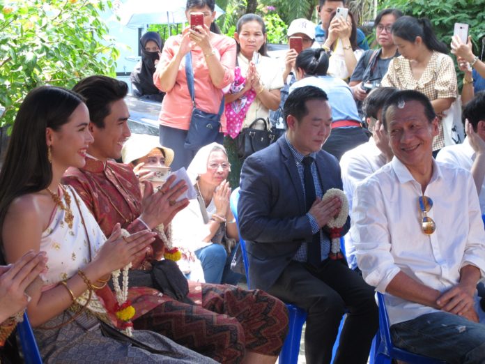 อ๊อฟ พงษ์พัฒน์ อ๊อฟ พงษ์พัฒน์