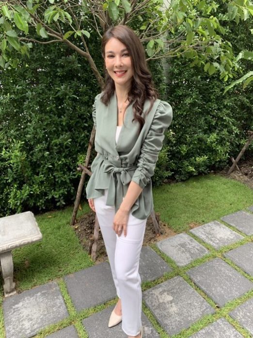 โบว์-เบญจวรรณ