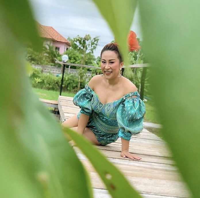 ลาล่าในลุกส์สีเขียว