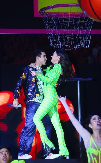 กรี๊ดสนั่น!! กรี๊ดสนั่น!!