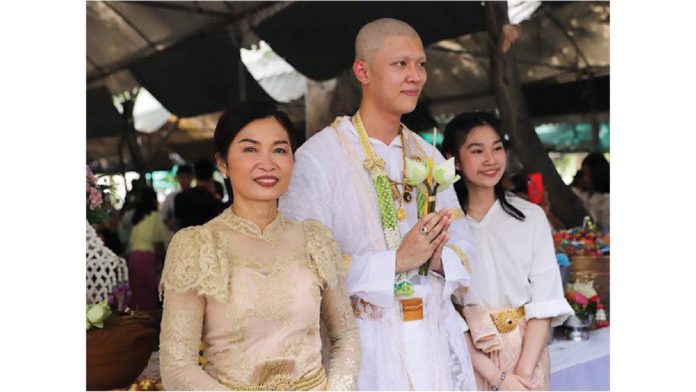 ‘ก็อต-อิทธิพัทธ์’ปลงผมบวชทดแทนคุณ ได้รับฉายา‘สุภกิจโจ’แปลว่าผู้มีกิจอันงาม