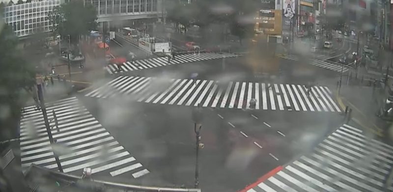 ภาพล่าสุดจากบริเวณ 5 แยกชิบุย่า กรุงโตเกียว