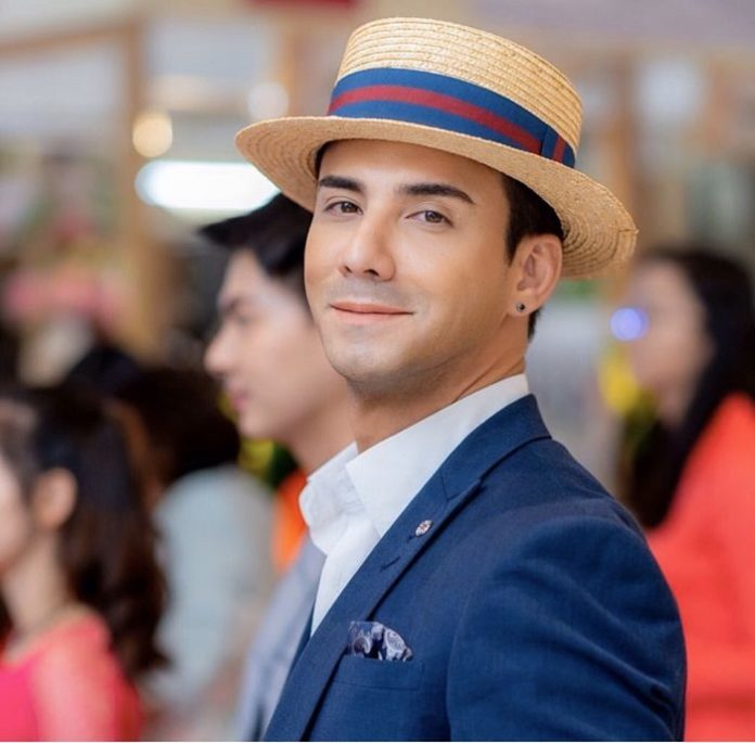 แอนด์ดรูว์ แอนด์ดรูว์