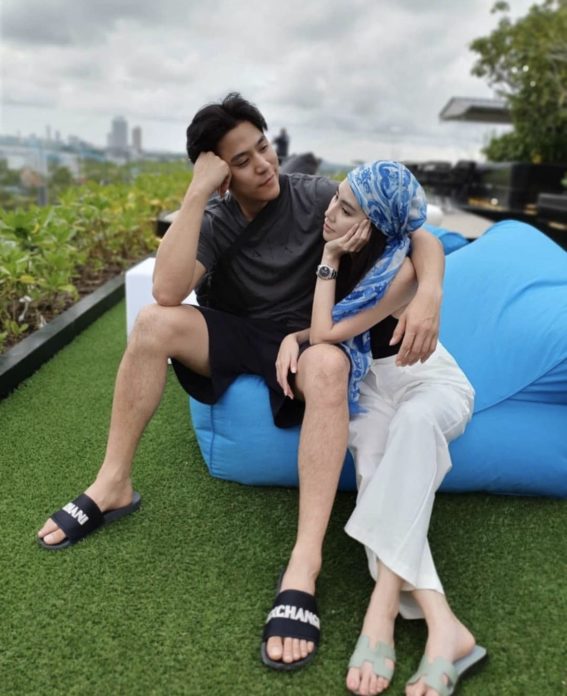 กลั้นน้ำตา