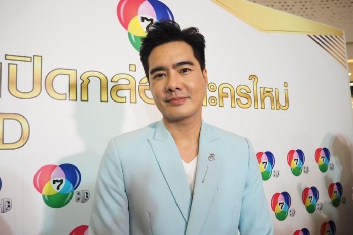 เคลลี่ ธนะพัฒน์ เคลลี่ ธนะพัฒน์