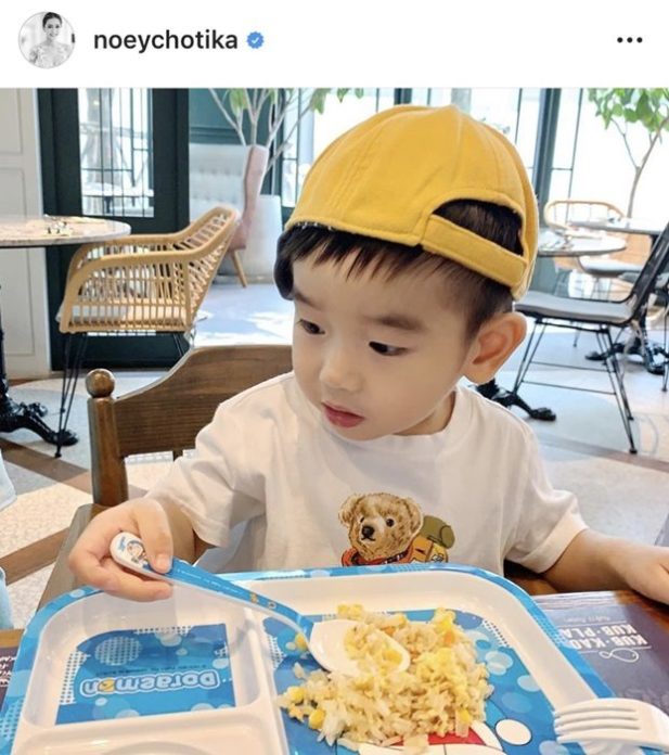 เนย-โชติกา เนย-โชติกา
