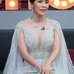 "ใหม่ สุคนธวา" เคลียร์ดราม่า แจกการ์ดงานแต่งเฉพาะไฮโซ?