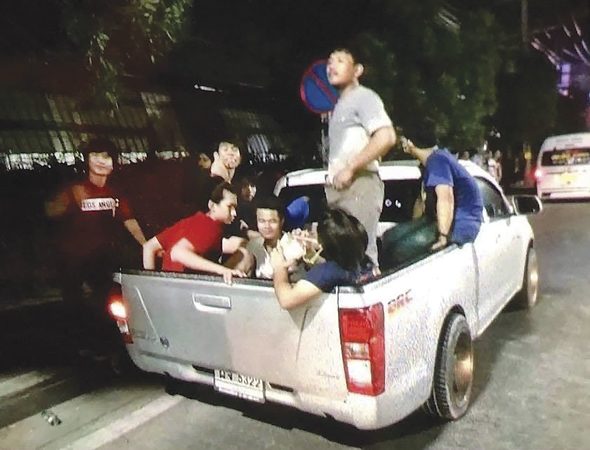 ผ่านาทีปิกอัพซิ่ง13ศพน.ศ.ฝึกงาน