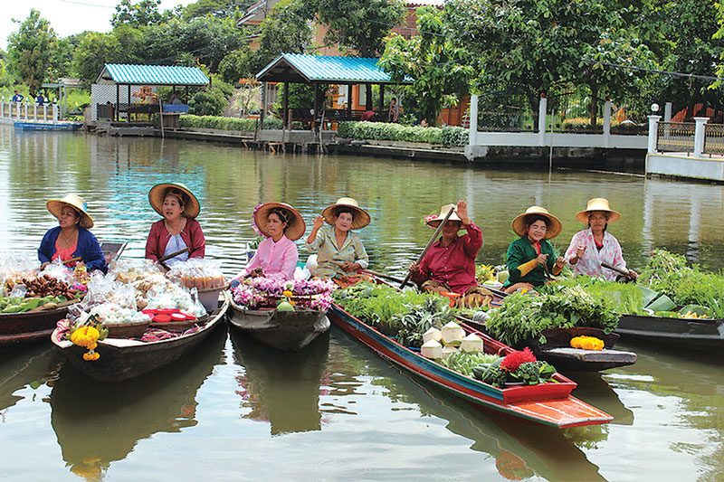 งานประเพณีชาวบางพลี รับบัว-ไหว้‘หลวงพ่อโต’