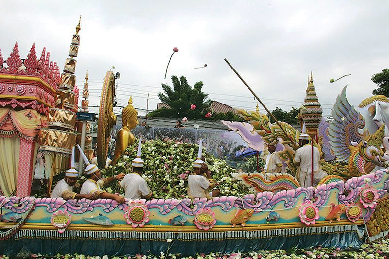 งานประเพณีชาวบางพลี รับบัว-ไหว้‘หลวงพ่อโต’